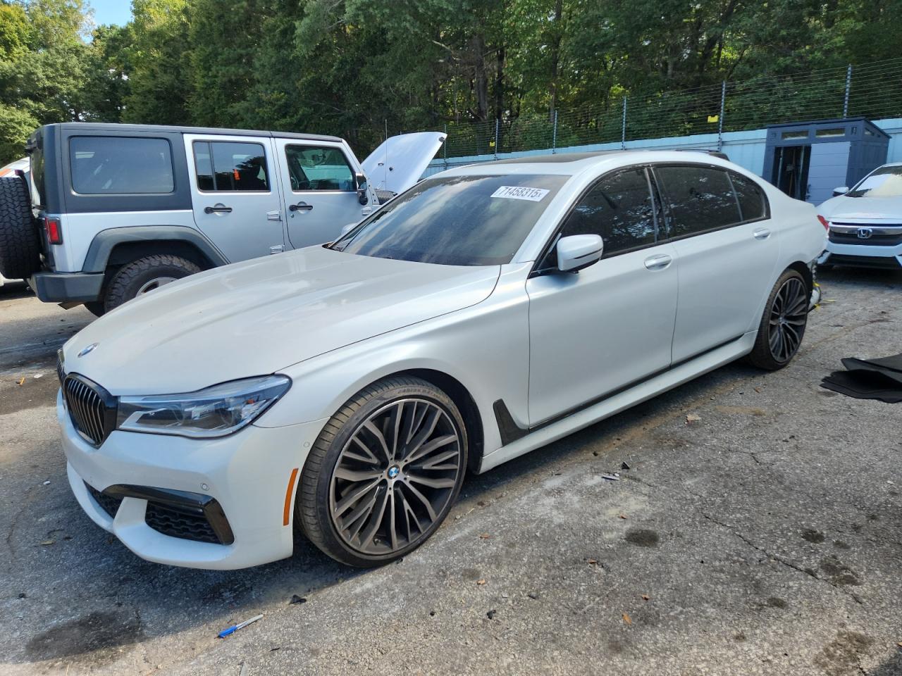 BMW 750 2019
