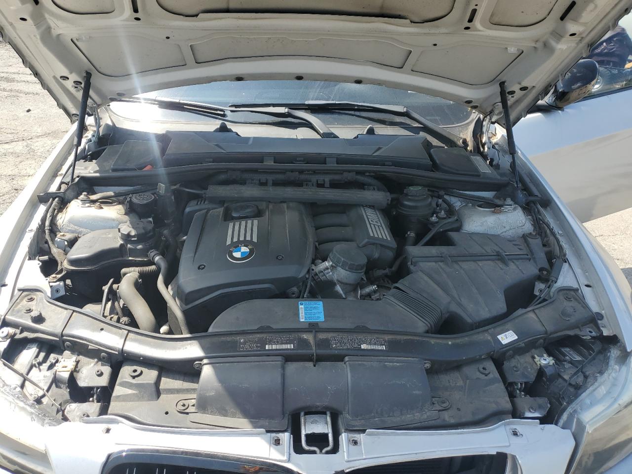 VIN WBAPK5C57BA654677 2022 BMW 328 XI SULEV