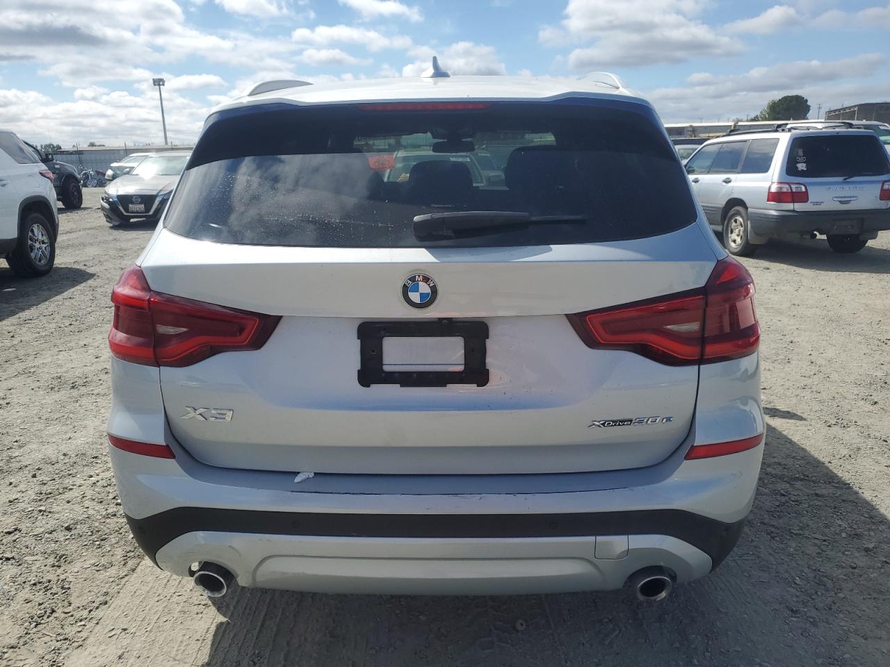 VIN 5UXTS1C03L9D35098 2020 BMW X3 XDRIVE30E