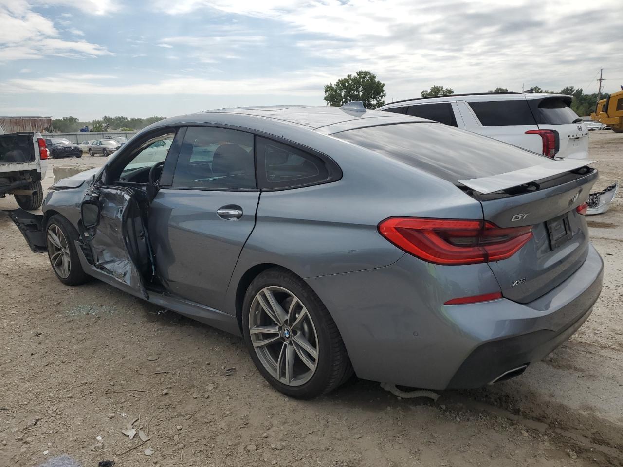 VIN WBAJV6C59JBK07733 2018 BMW 640 XIGT