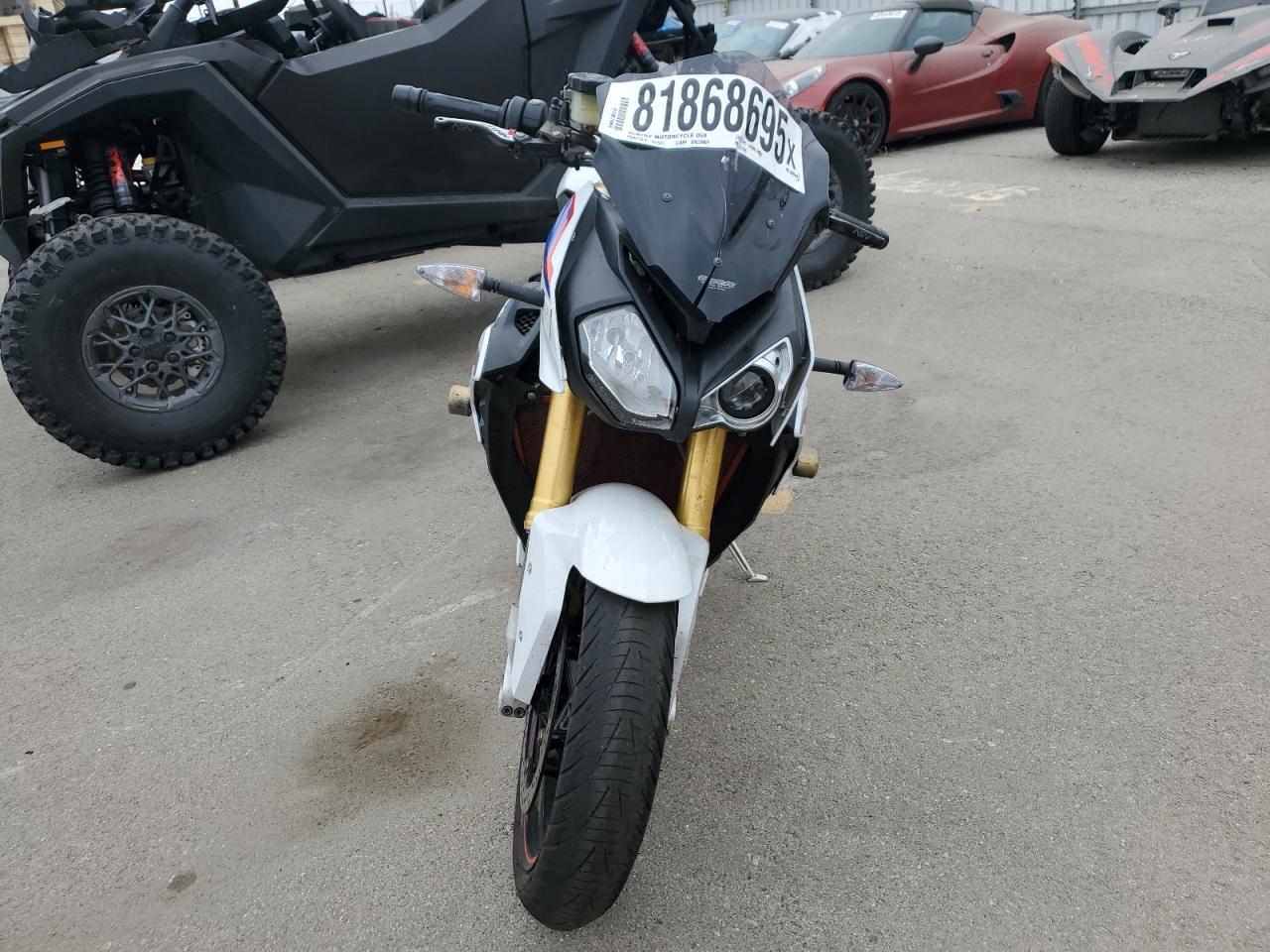 VIN WB10D620XKZ972365 2019 BMW S 1000 R