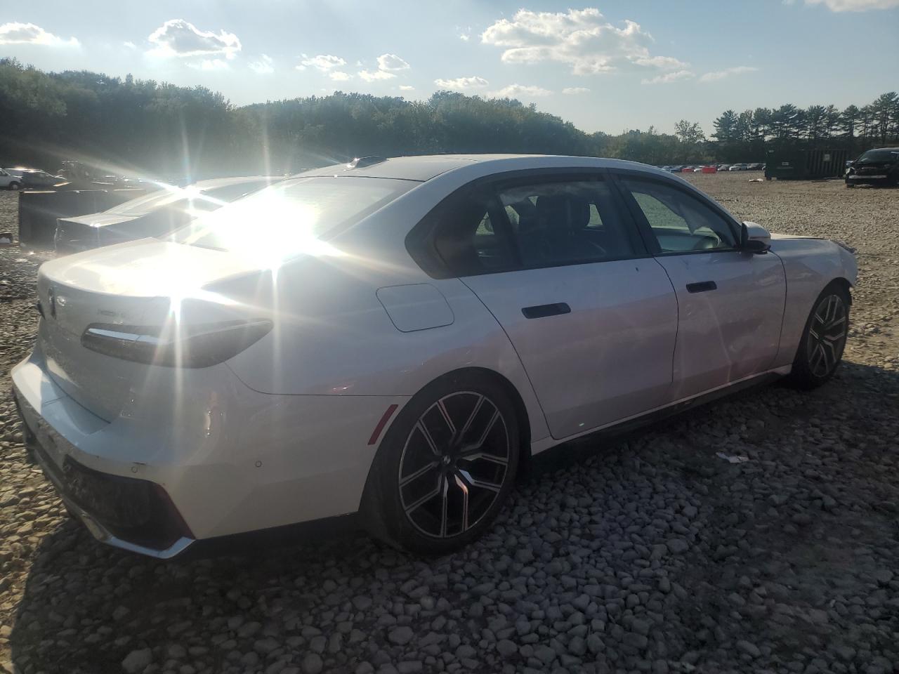 VIN WBY53EJ09RCR95381 2024 BMW I7 XDRIVE6