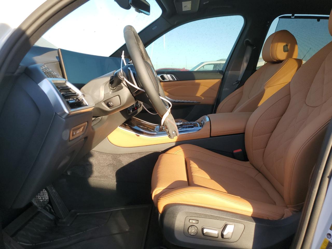 VIN 5UX43EU02S9W73031 2025 BMW X5 XDRIVE50E