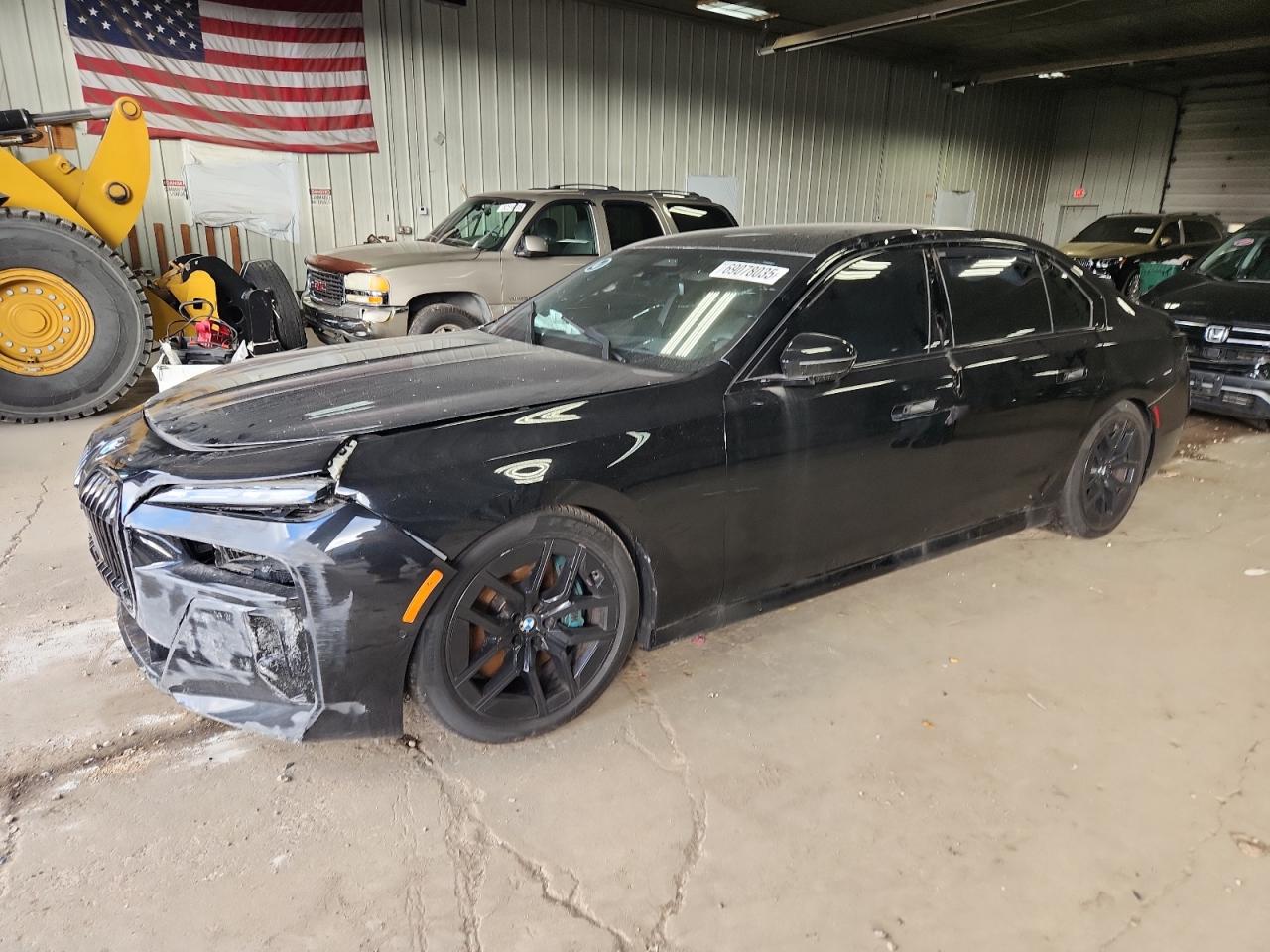 VIN WBA33EJ05RCP05157 2024 BMW 760 XI