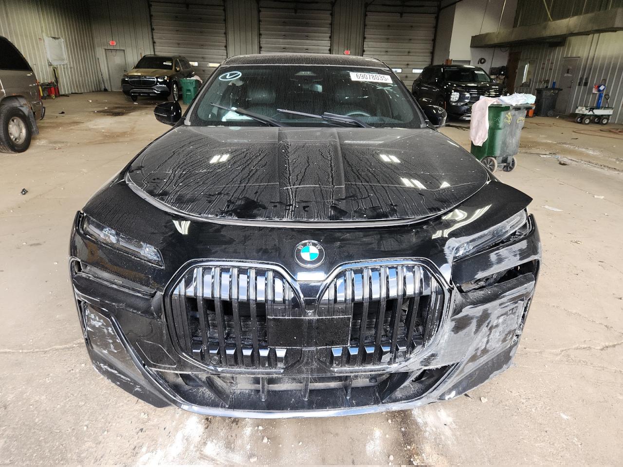 VIN WBA33EJ05RCP05157 2024 BMW 760 XI