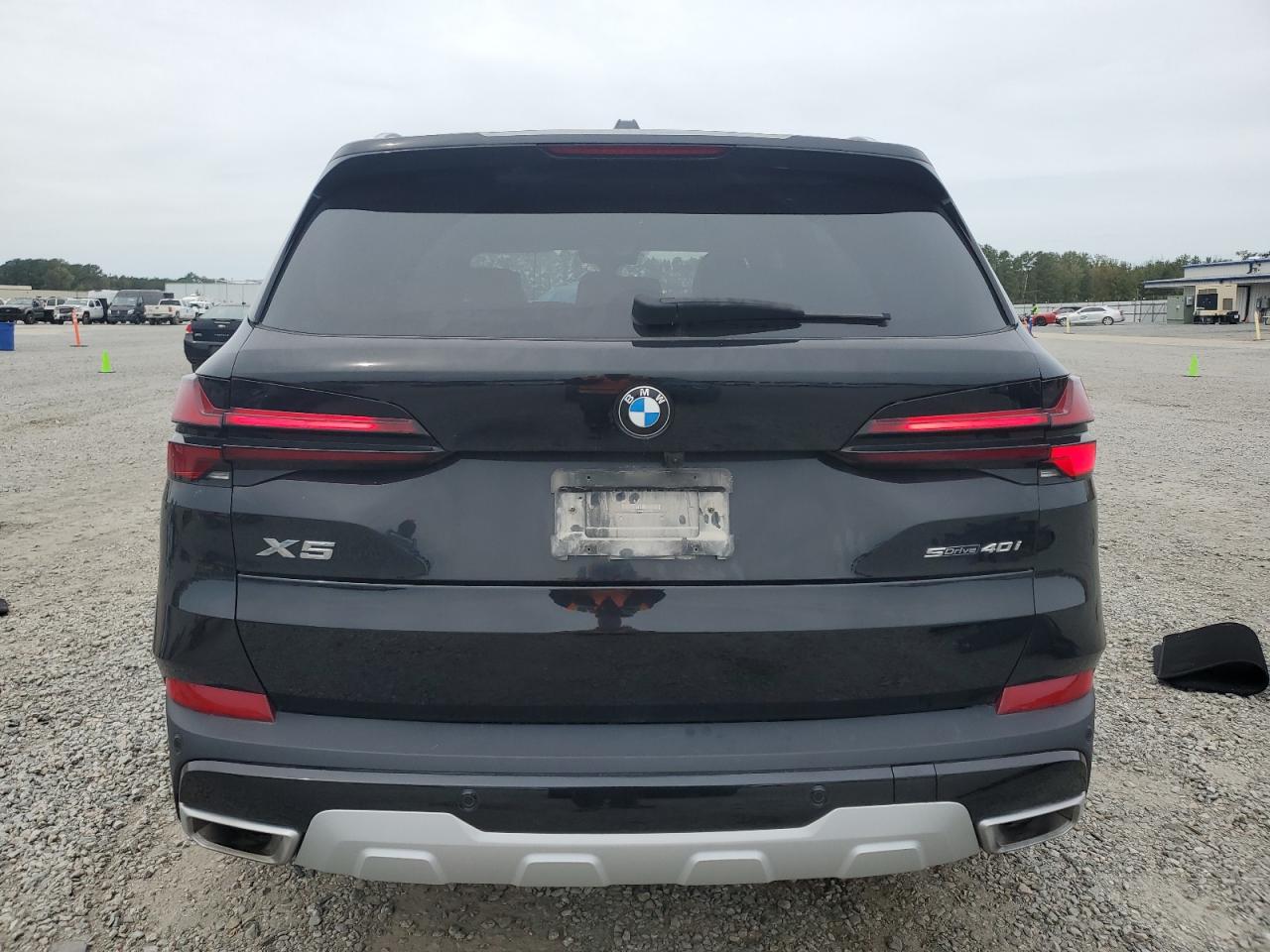 VIN 5UX13EU04R9S33728 2024 BMW X5 SDRIVE 40I
