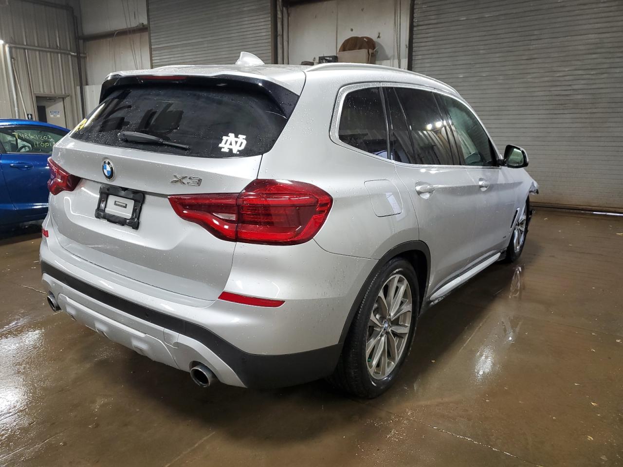 VIN 5UXTR9C50JLC73021 2018 BMW X3 XDRIVE