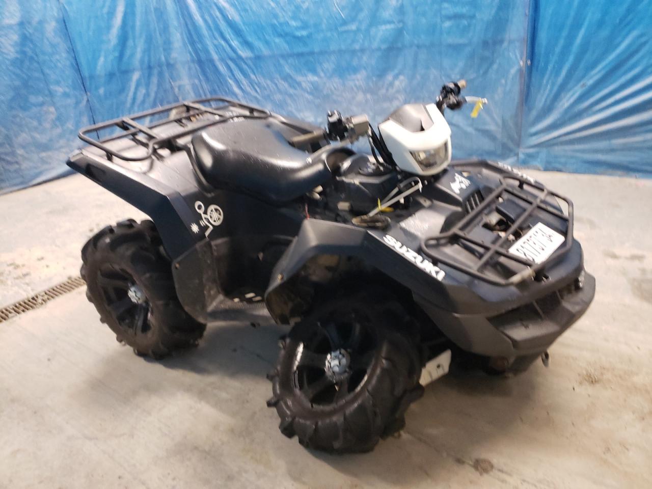 SUZUKI 750 2020
