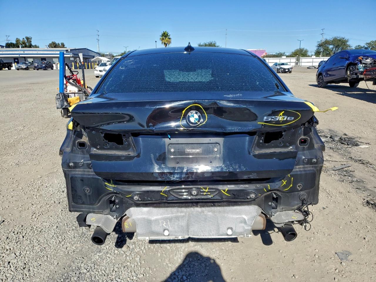 VIN WBAJA9C51KB253782 2019 BMW 530E