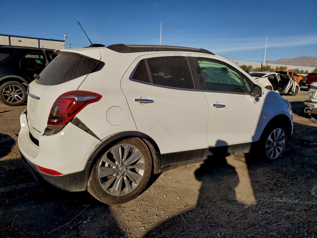VIN KL4CJASB3JB669796 2018 BUICK ENCORE PRE