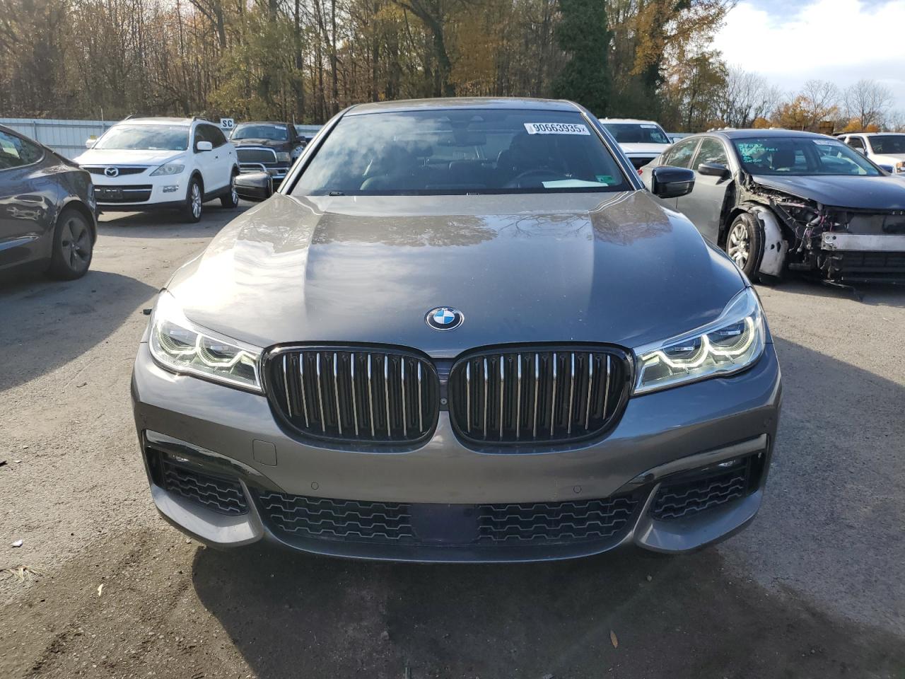 VIN WBA7F2C50JB238353 2018 BMW 750 XI