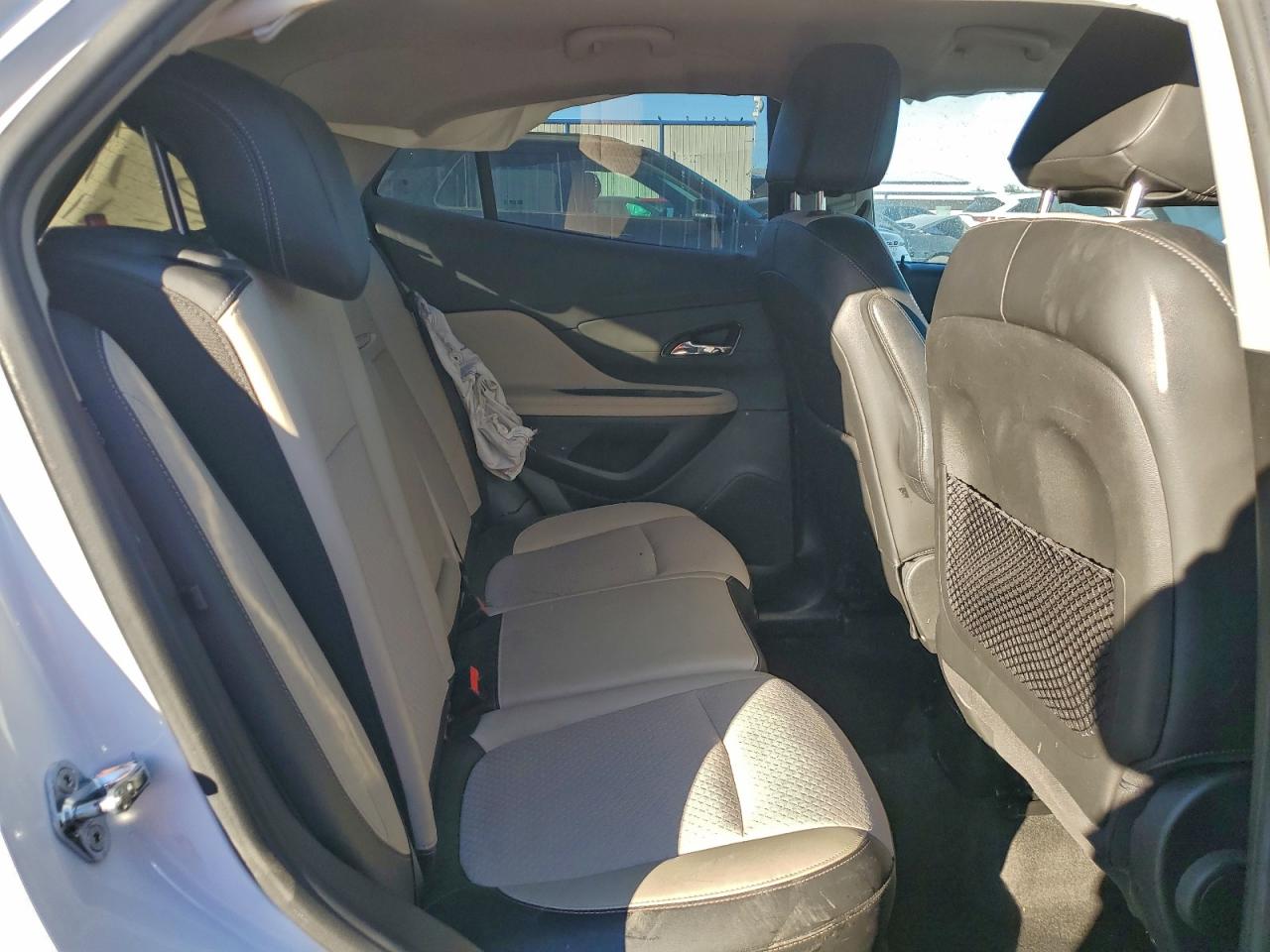 VIN KL4CJASB3JB669796 2018 BUICK ENCORE PRE