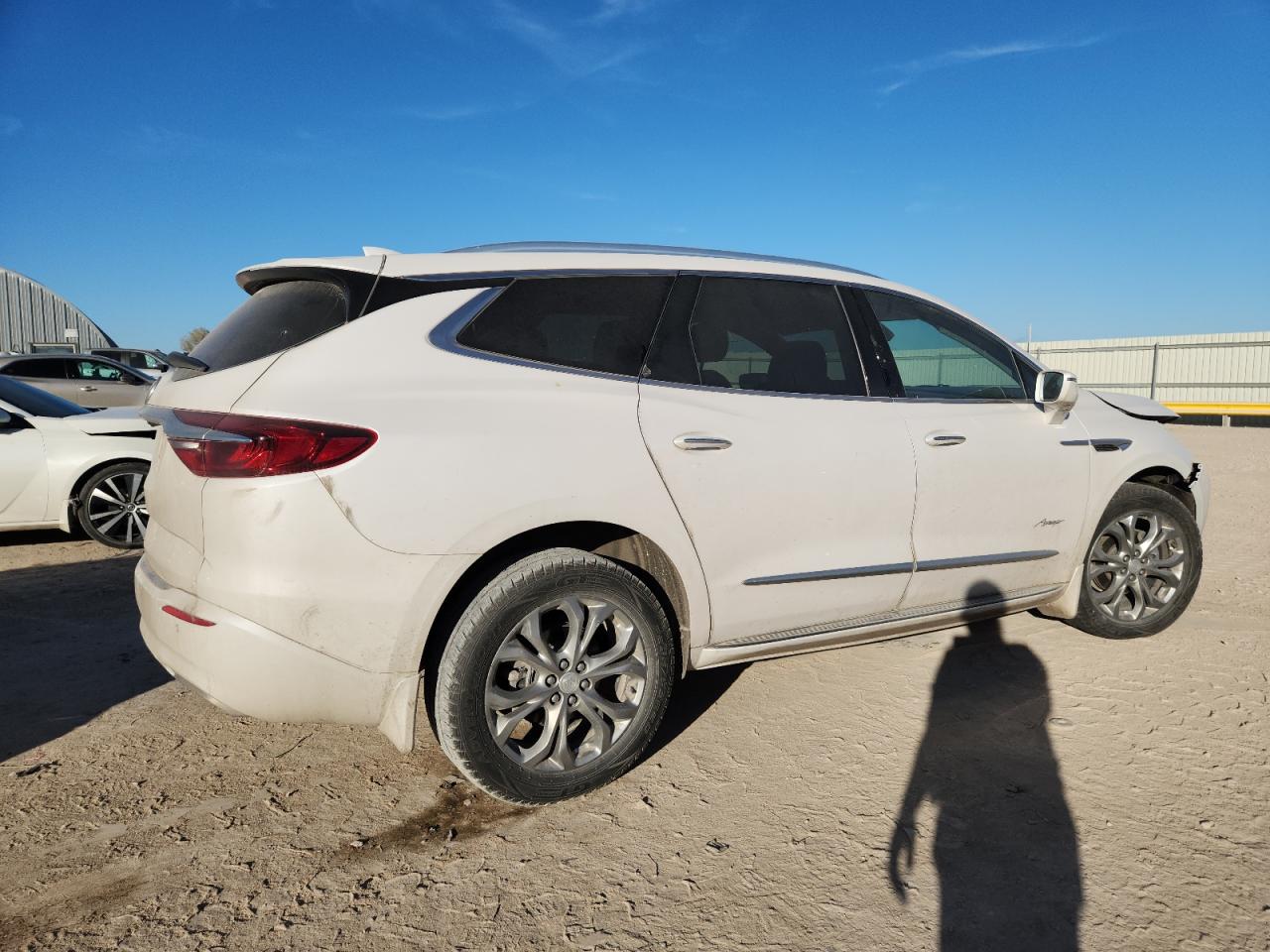 VIN 5GAEVCKW6LJ225047 2020 BUICK ENCLAVE AV