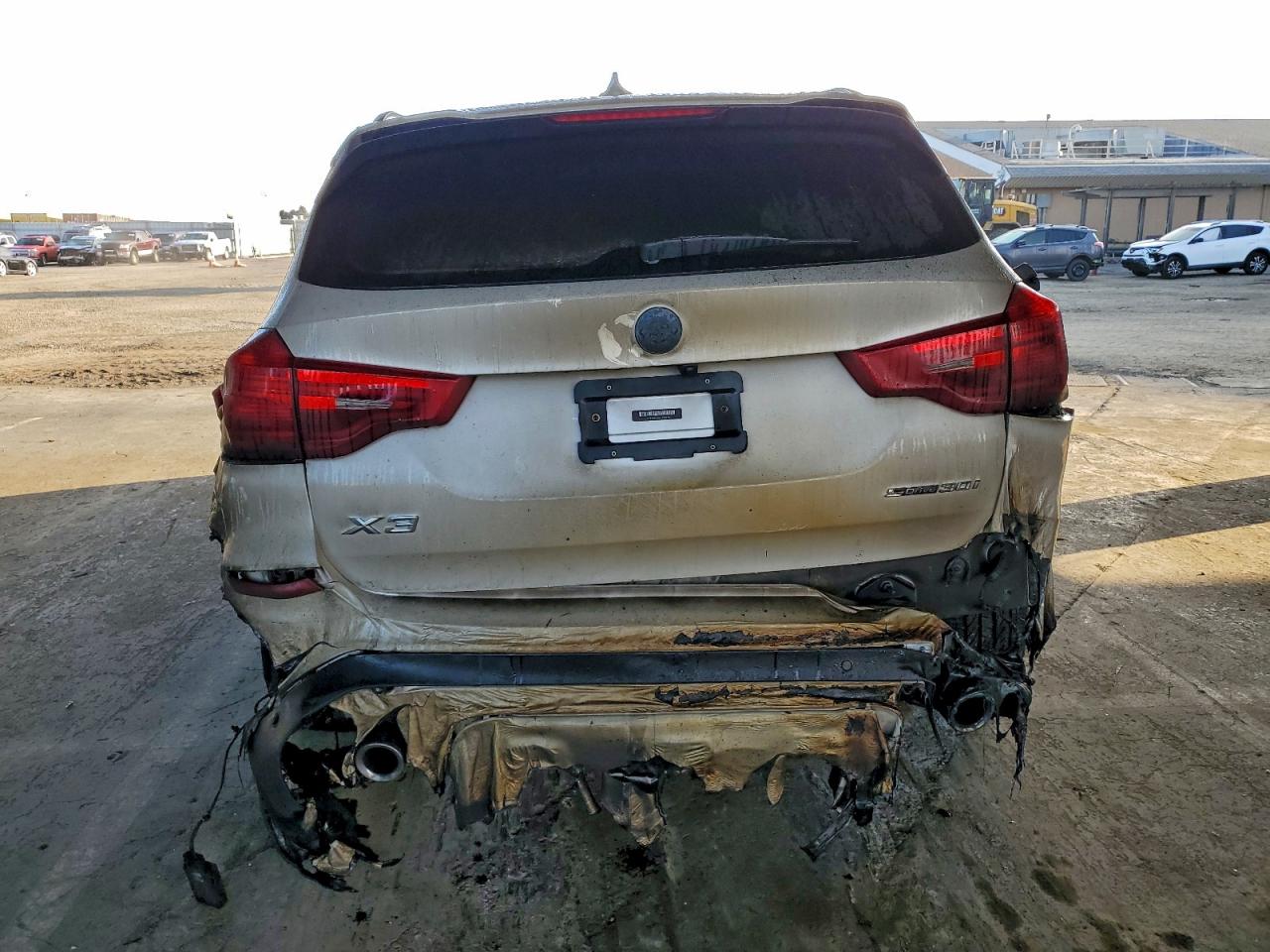 VIN 5UXTR7C50KLF23749 2019 BMW X3 SDRIVE3