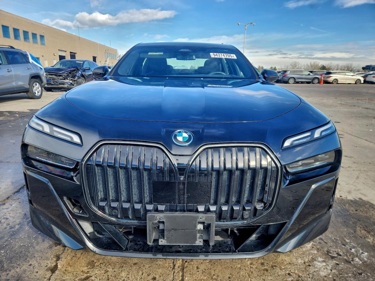VIN WBA43EH0XSCT30639 2025 BMW 750 XE