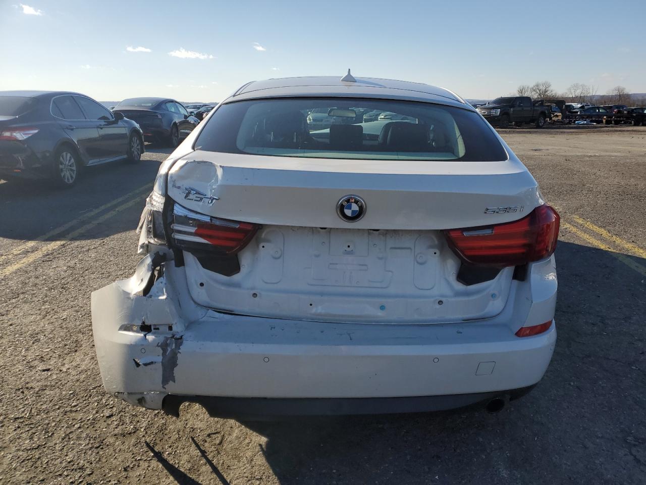 VIN WBA5M4C33HD187078 2017 BMW 535 XIGT