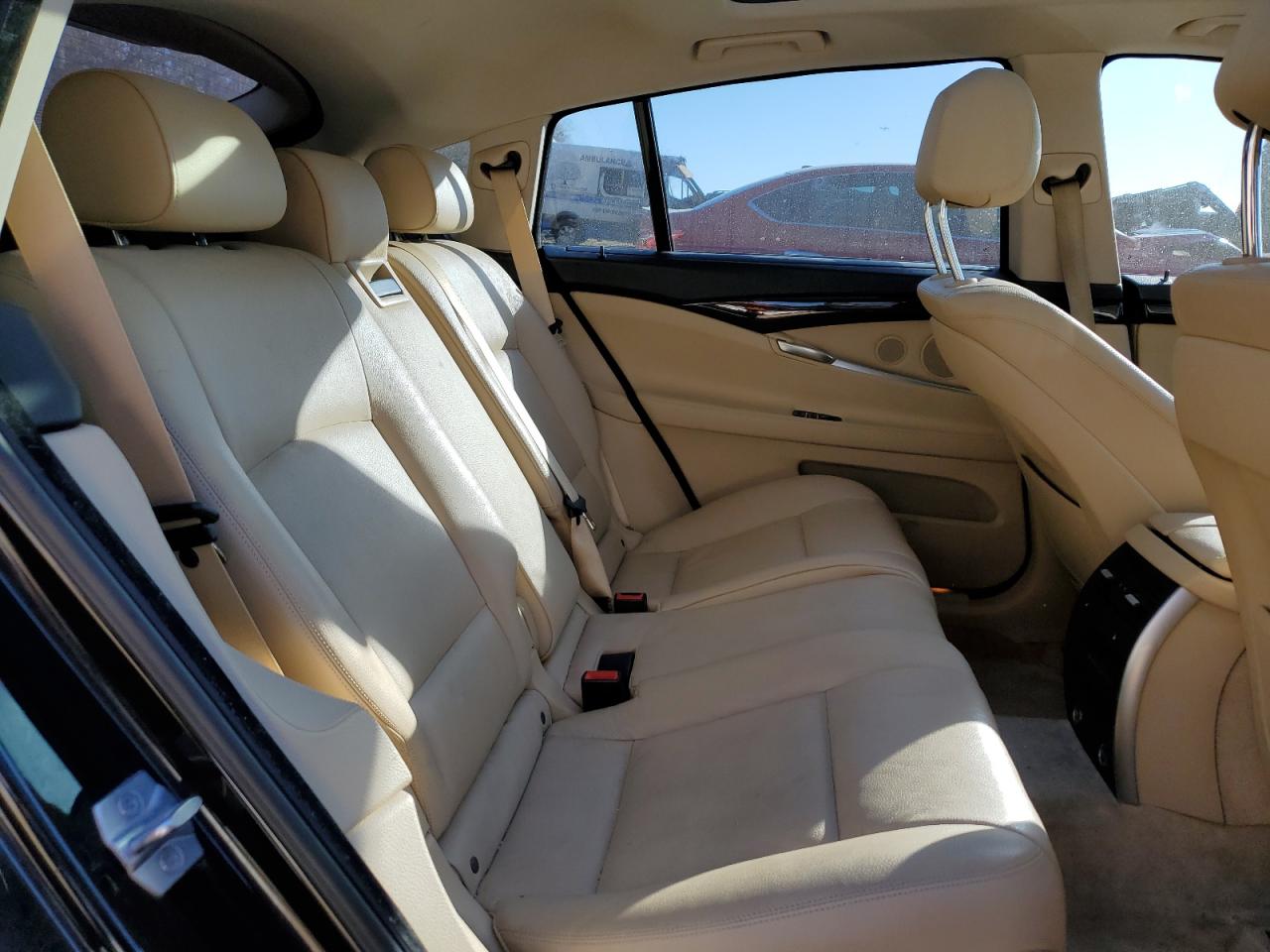 VIN WBA5M4C39HD187201 2017 BMW 535 XIGT