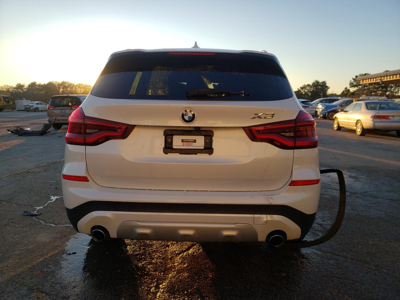 VIN 5UXTR9C50JLC75674 2018 BMW X3 XDRIVE
