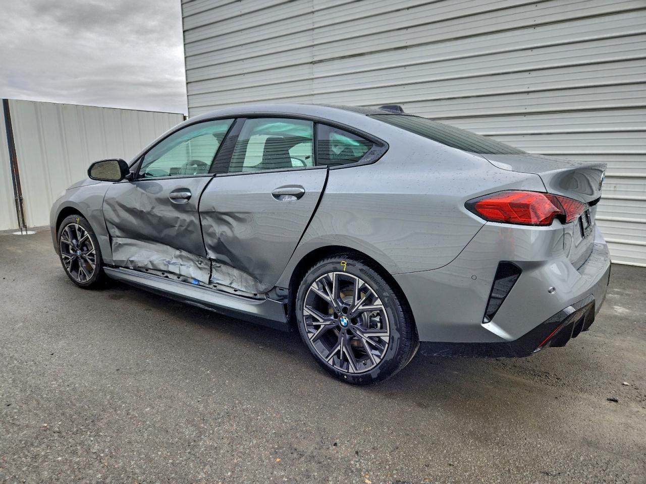 VIN WBA83GG01T7U35742 2026 BMW 228