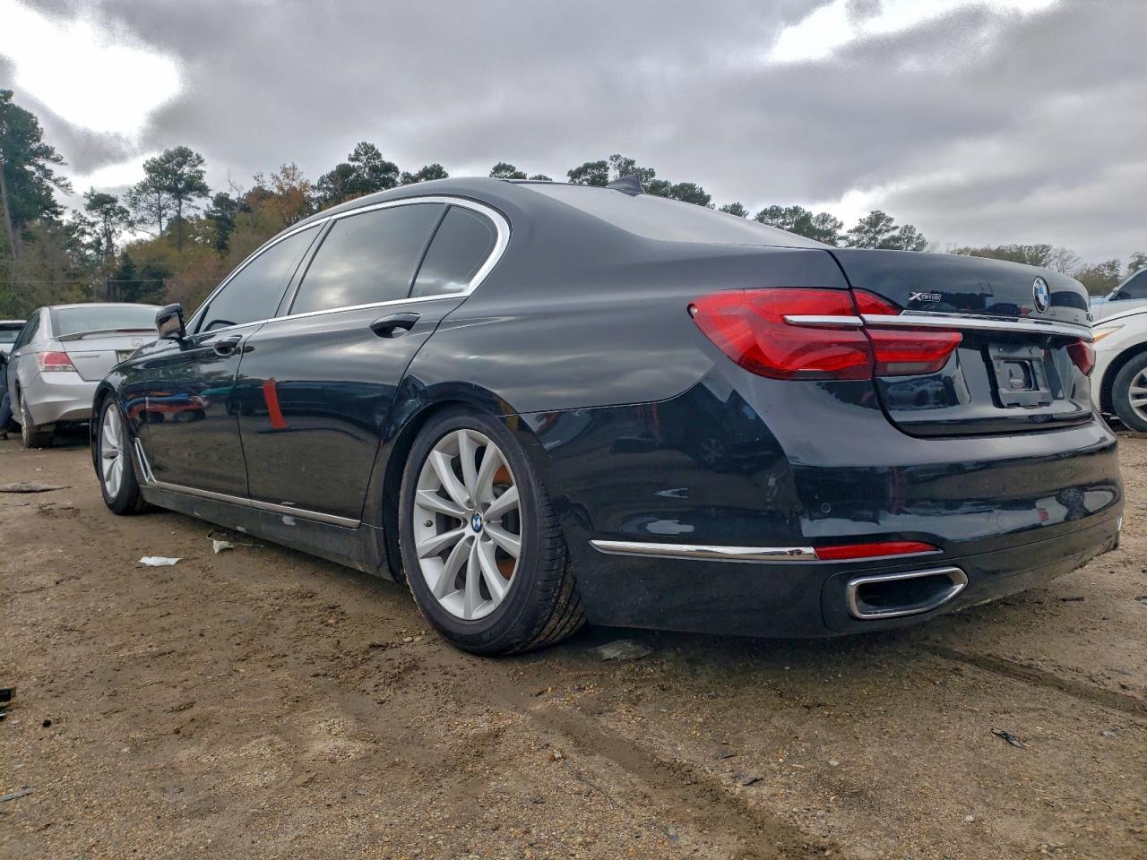 VIN WBA7E4C59KGV70097 2019 BMW 740 XI