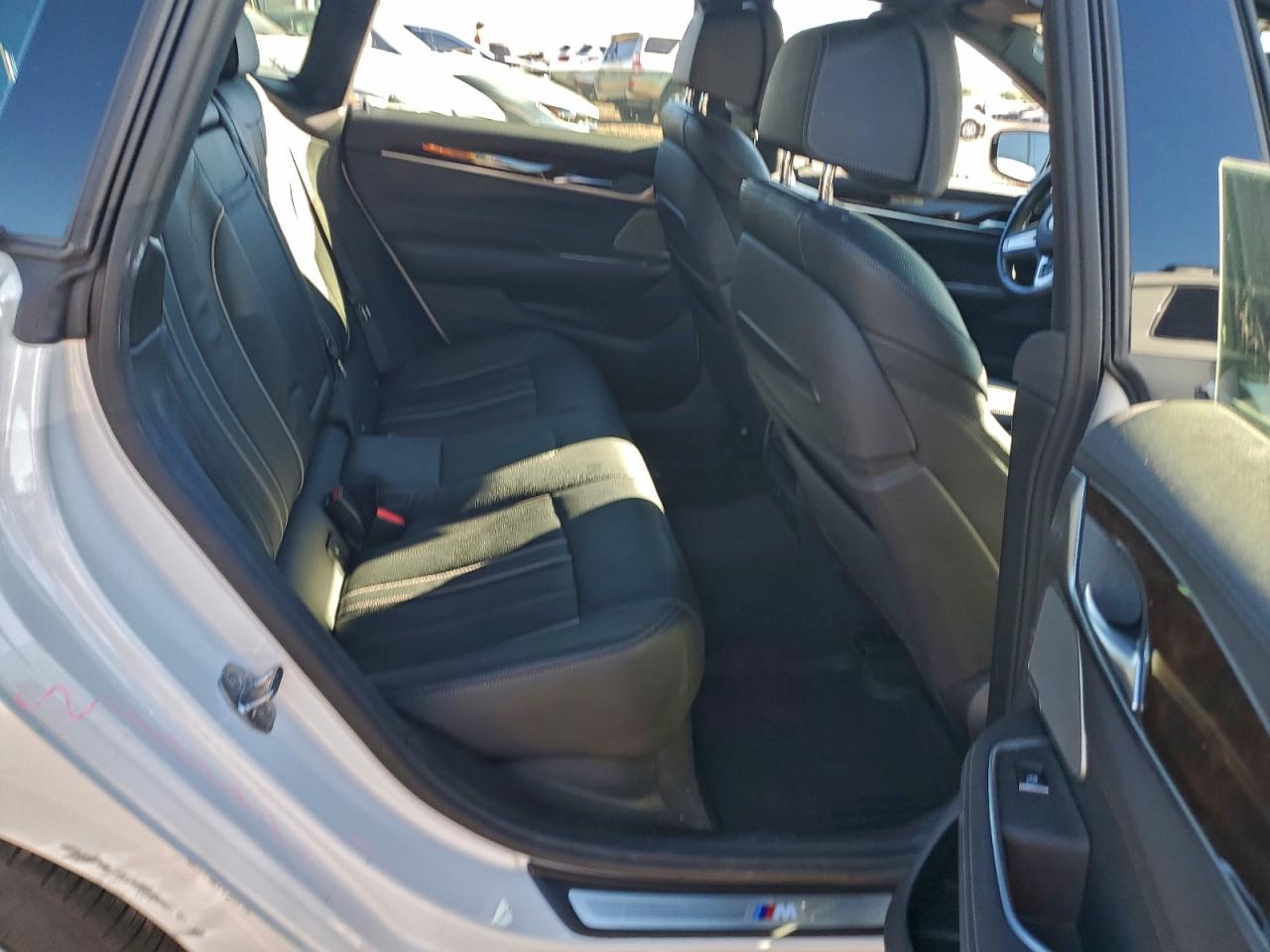 VIN WBAJV6C58KBK08387 2019 BMW 640 XIGT