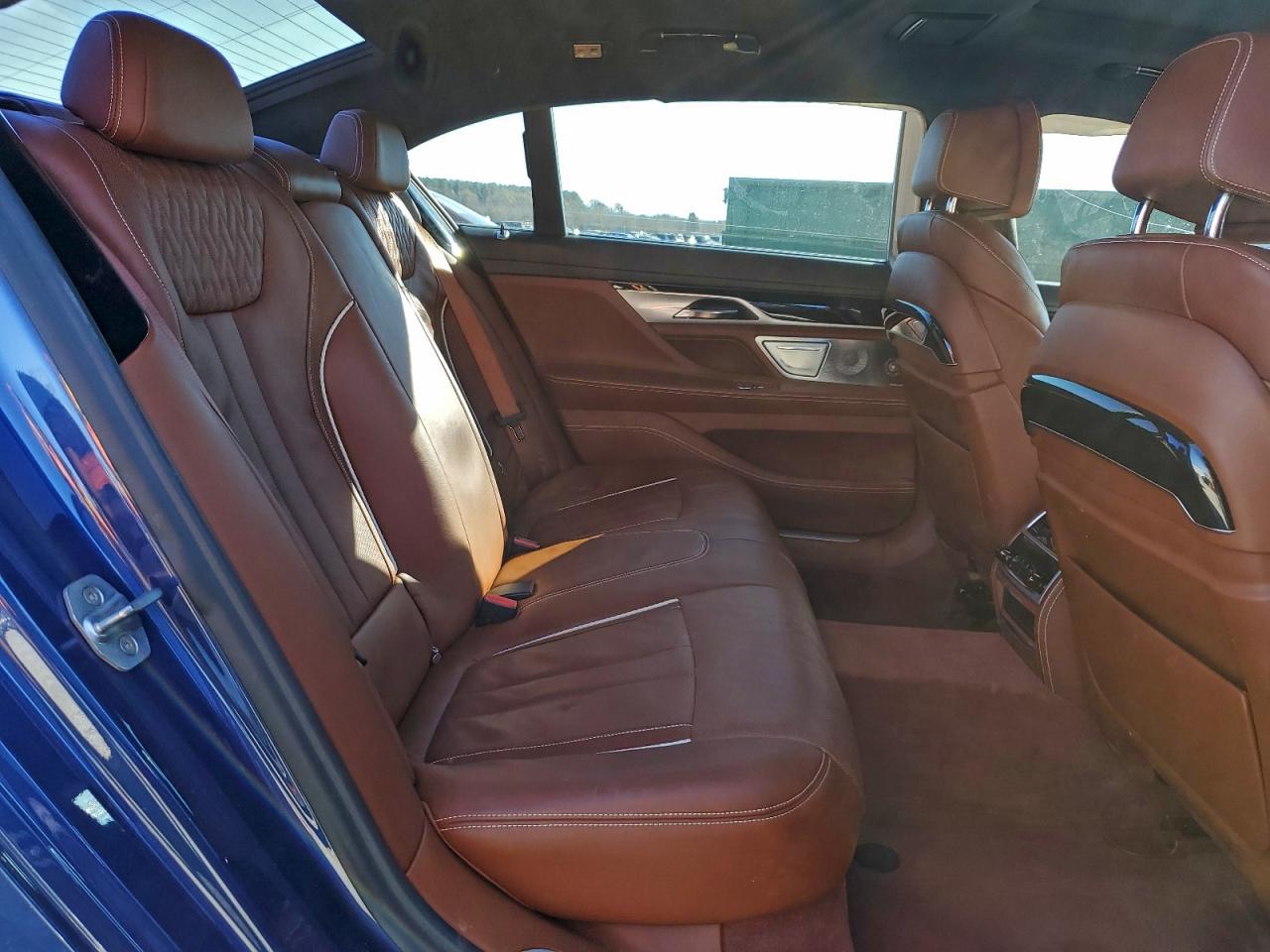 VIN WBA7F2C51JG856302 2018 BMW ALPINA B7