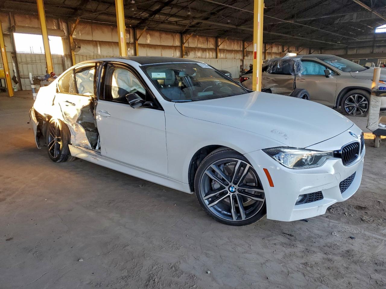 VIN WBA8B3C52JK384789 2018 BMW 340 I