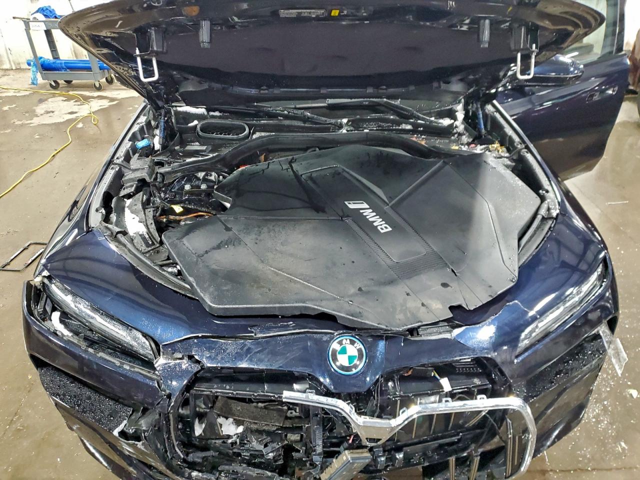 VIN WBY53EJ03PCL63716 2023 BMW I7