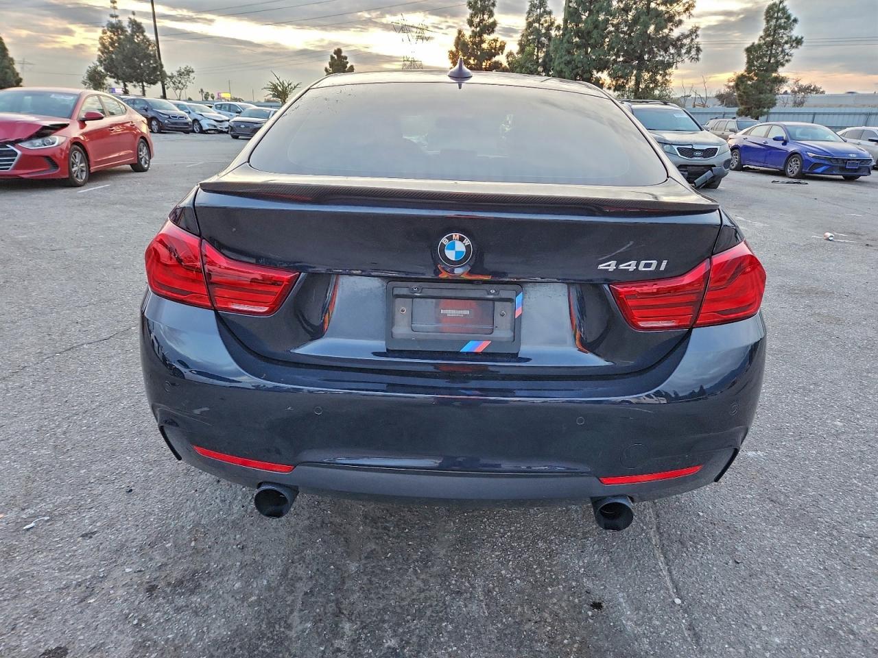 VIN WBA4J5C57JBF07258 2018 BMW 440I GRAN