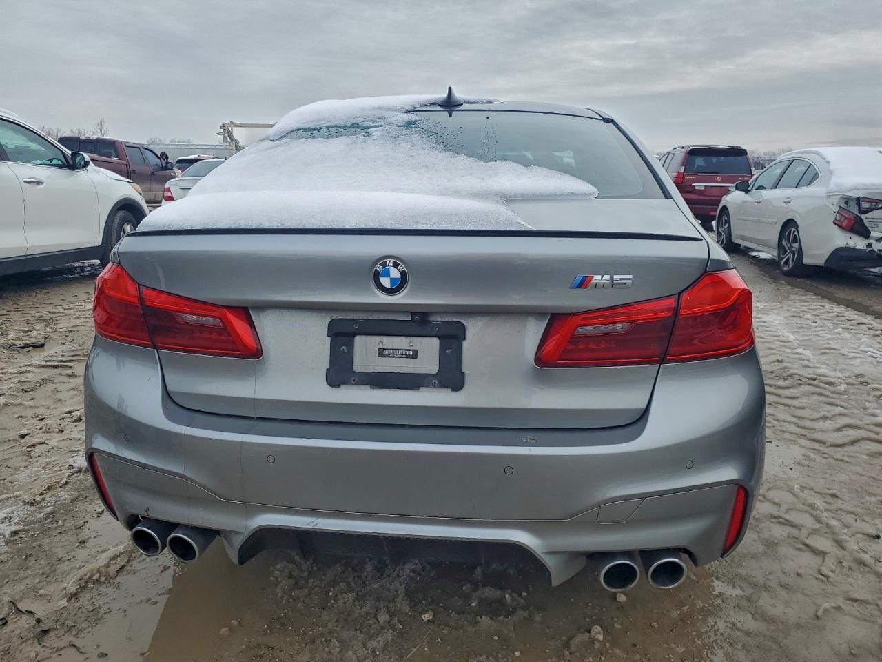 VIN WBSJF0C59KB284660 2019 BMW M5