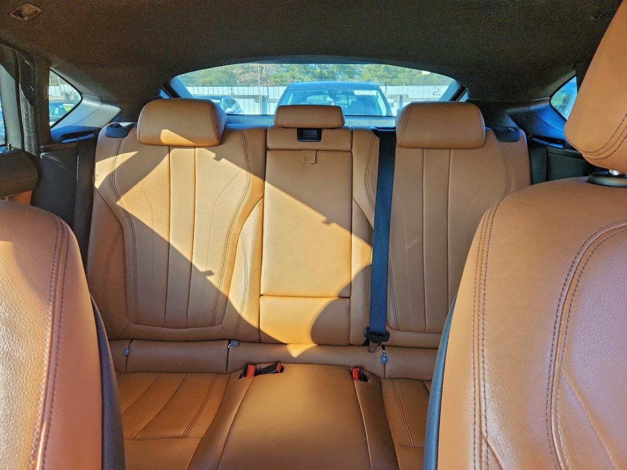 VIN 5UXKU0C51J0G69613 2018 BMW X6 SDRIVE3