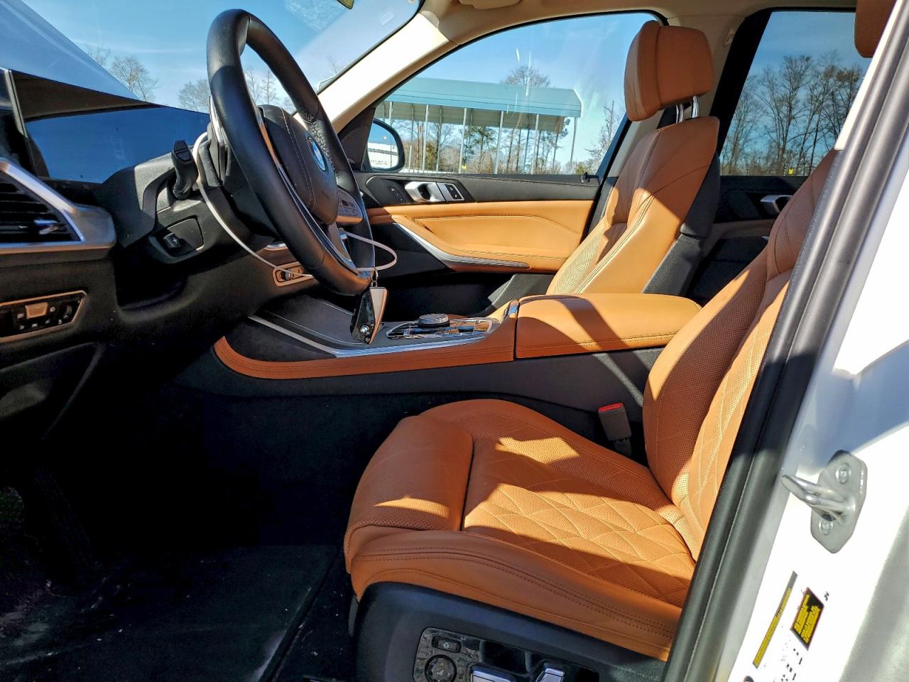 VIN 5UX23EM03P9R02086 2023 BMW X7