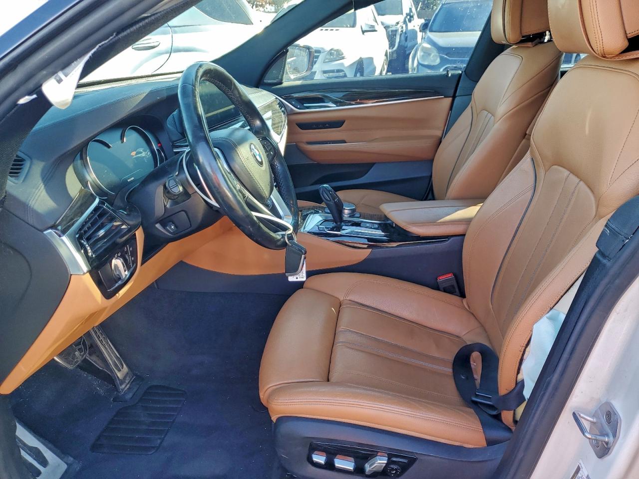 VIN WBAJV6C55JBK07664 2018 BMW 640 XIGT