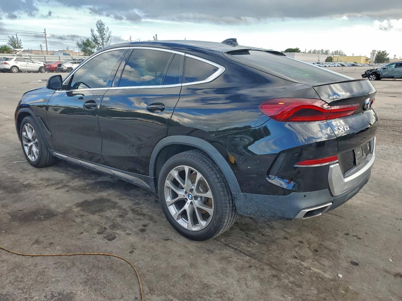 VIN 5UXCY4C06L9C19488 2020 BMW X6 SDRIVE