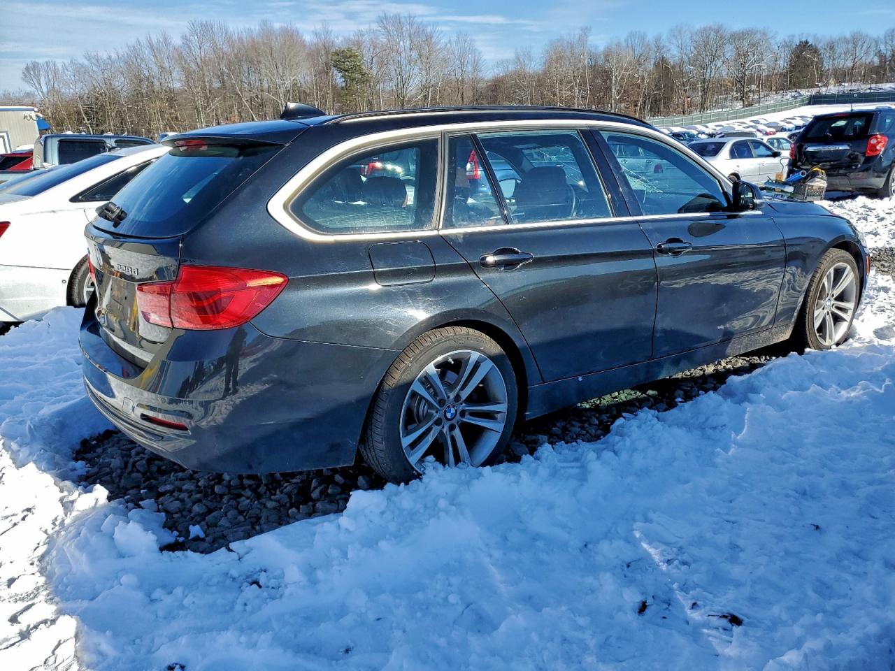 VIN WBA8J1C3XHA018696 2017 BMW 328 D XDRI
